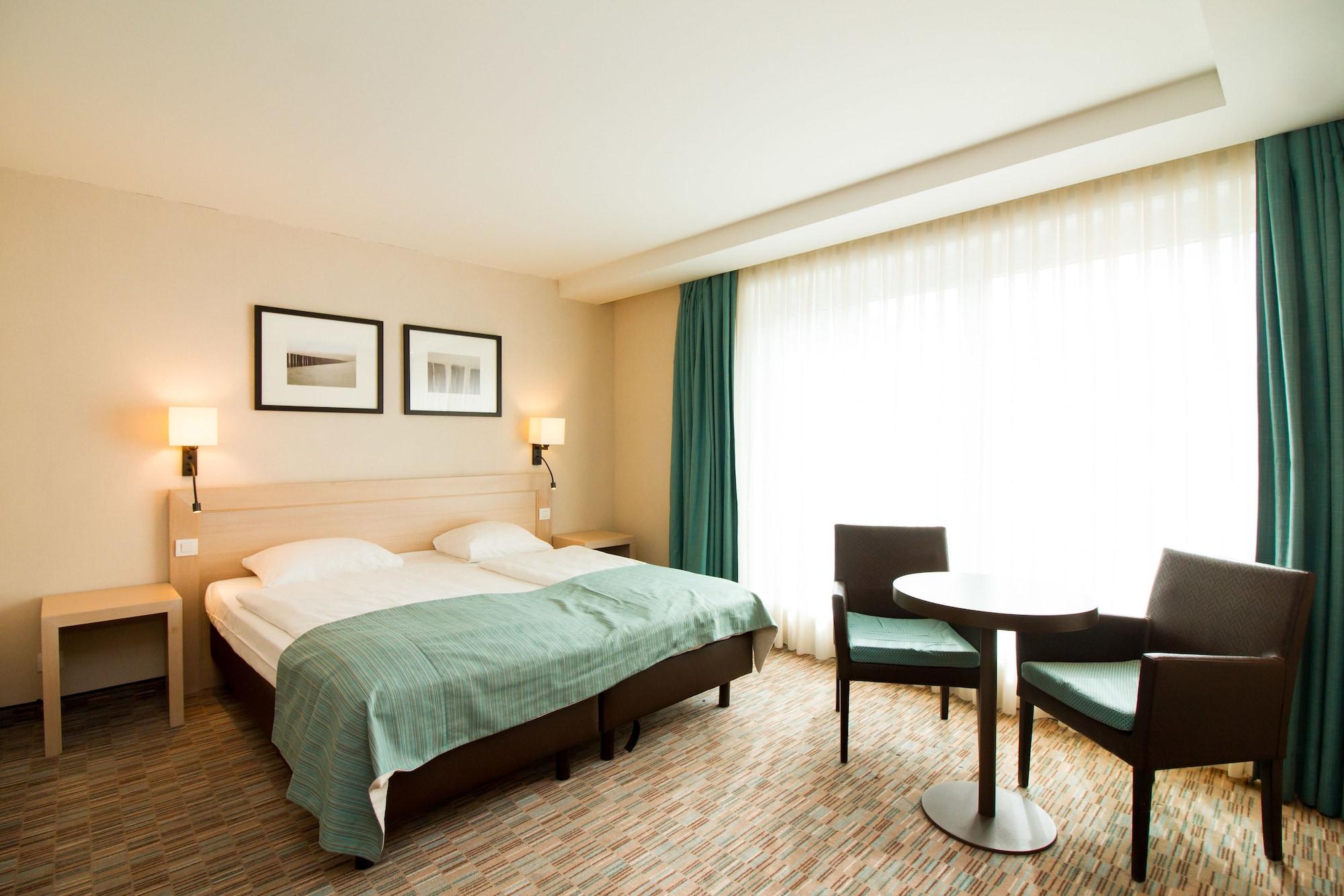 Hotel Aazaert By Wp Hotels Бланкенберге Экстерьер фото