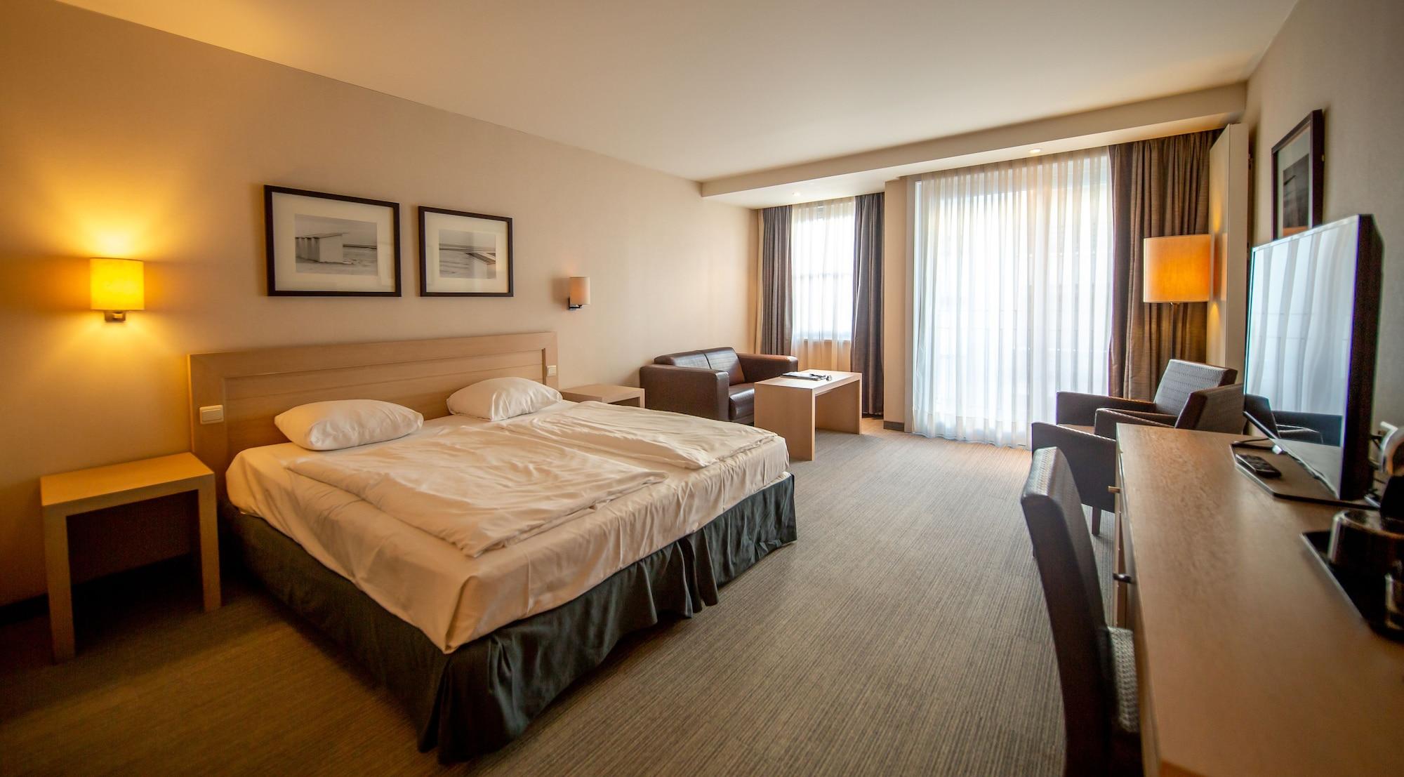 Hotel Aazaert By Wp Hotels Бланкенберге Экстерьер фото