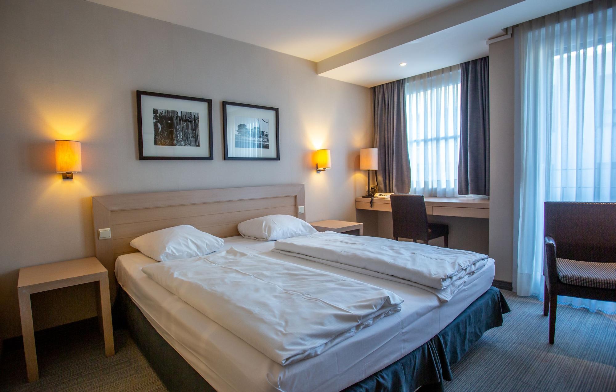 Hotel Aazaert By Wp Hotels Бланкенберге Экстерьер фото