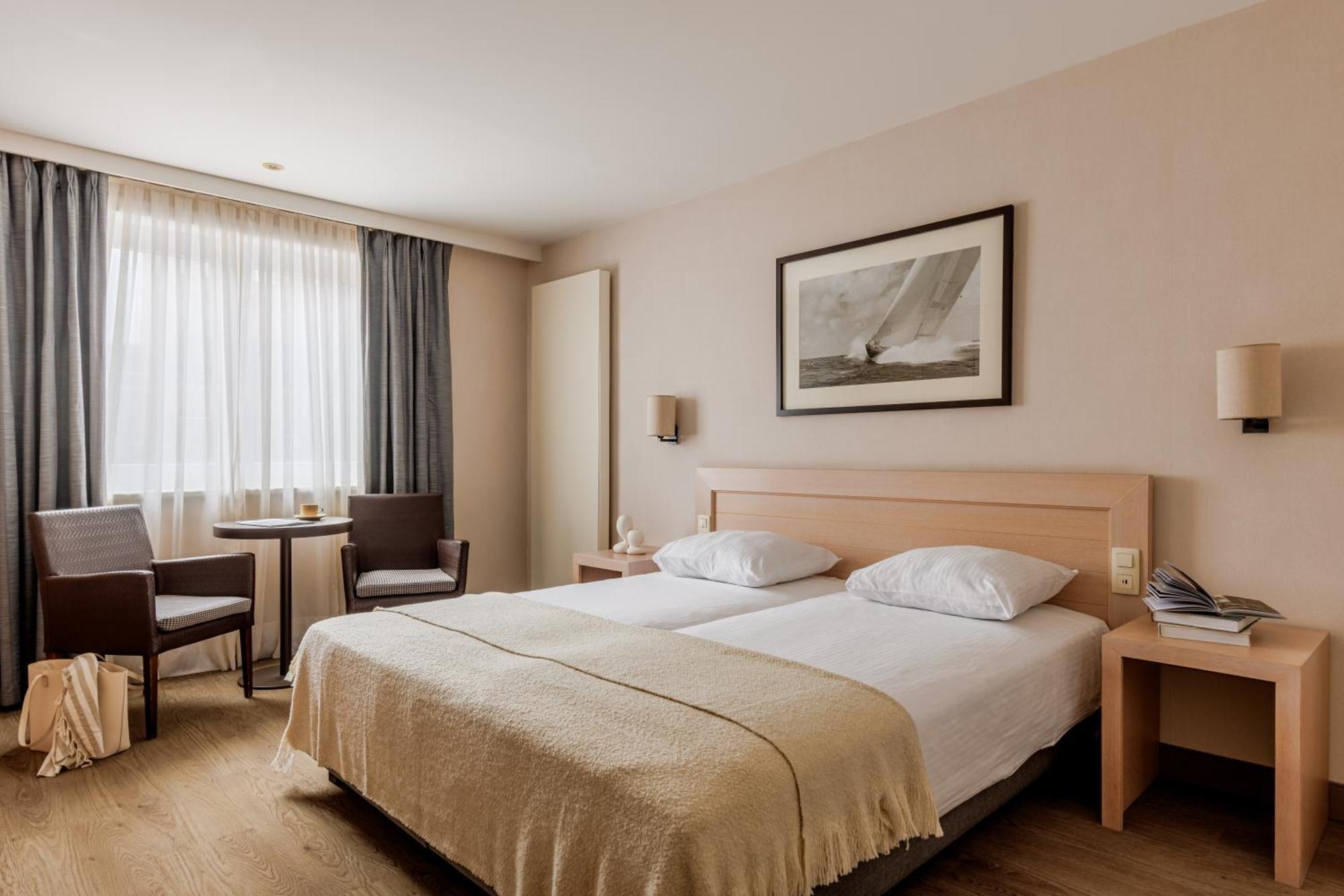 Hotel Aazaert By Wp Hotels Бланкенберге Экстерьер фото