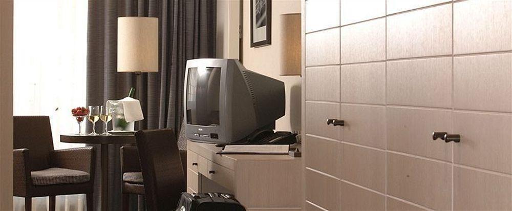 Hotel Aazaert By Wp Hotels Бланкенберге Экстерьер фото