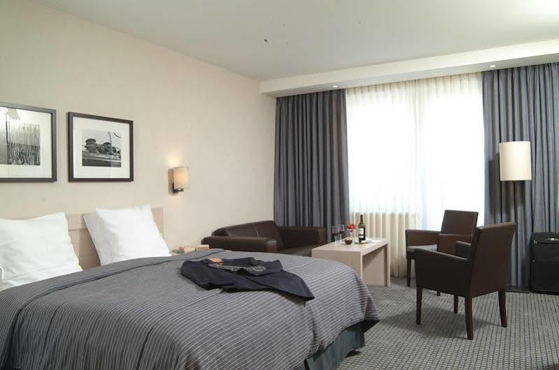Hotel Aazaert By Wp Hotels Бланкенберге Экстерьер фото